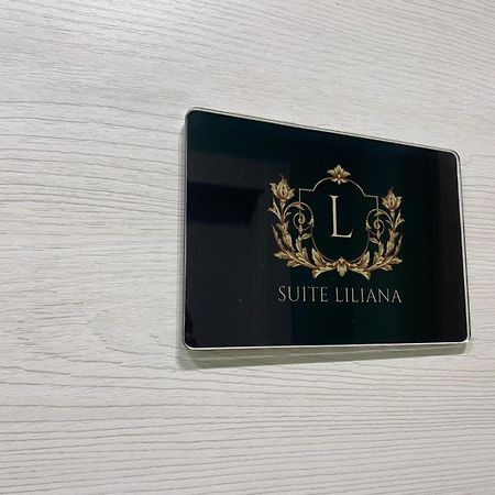Le Fanciulle Di Pompei Suites Bagian luar foto